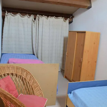 Holiday home Pavillon Familial 6 Pers A 200m De La Avec Terrasse, Barbecue Et Parking. - Fr-1-229d-227